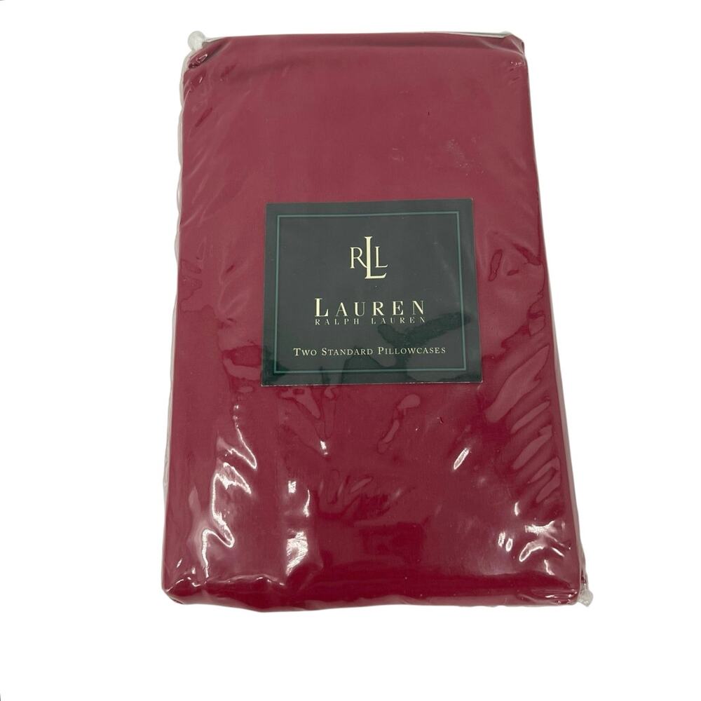 Lauren Ralph Lauren solid barn red T 250 standard 2 pillow cases